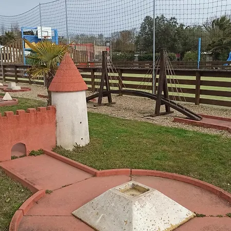 Campsite Oleron Mobil Climatise Confort 50 M De L'ocean Au Cap Soleil