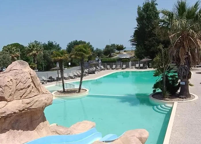 Camping Oleron Mobil Climatise Confort 50 M De L'ocean Au Cap Soleil Saint-Denis-dʼOléron